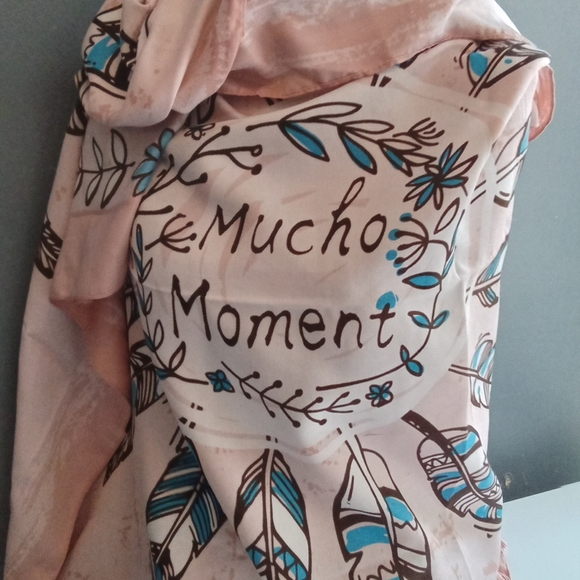 Undefined Accessories - Bohemian Feather Floral Print‎ Scarf Wrap Shawl Boho Chic